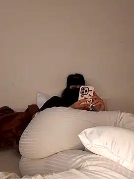 Snapshot of Samaarsexy23 chatting on 09/27/25, 11:48 Samaarsexy23 online show from 09/27/25, 11:48