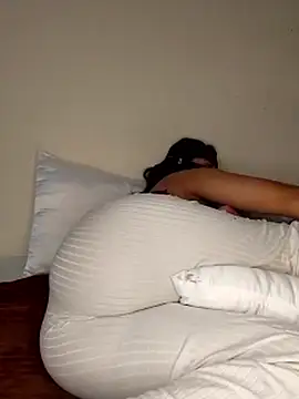 Snapshot of Samaarsexy23 chatting on 10/19/25, 12:11 Samaarsexy23 online show from 10/19/25, 12:11