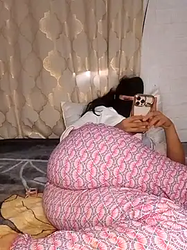 Snapshot of Samaarsexy23 chatting on 11/07/25, 11:32 Samaarsexy23 online show from 11/07/25, 11:32