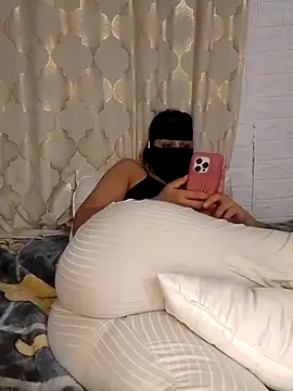 Snapshot of Samaarsexy23 chatting on 11/09/25, 12:47 Samaarsexy23 online show from 11/09/25, 12:47