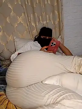 Snapshot of Samaarsexy23 chatting on 11/10/25, 11:53 Samaarsexy23 online show from 11/10/25, 11:53