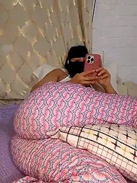 Snapshot of Samaarsexy23 chatting on 11/23/25, 01:00 Samaarsexy23 online show from 11/23/25, 01:00