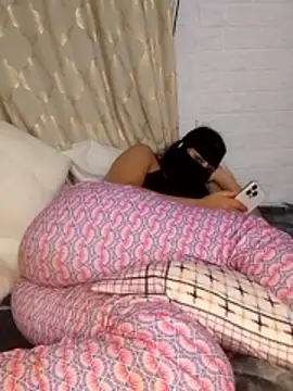 Snapshot of Samaarsexy23 chatting on 11/25/25, 10:59 Samaarsexy23 online show from 11/25/25, 10:59