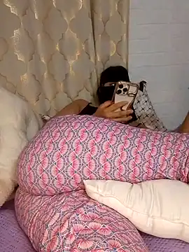 Snapshot of Samaarsexy23 chatting on 12/04/25, 01:09 Samaarsexy23 online show from 12/04/25, 01:09