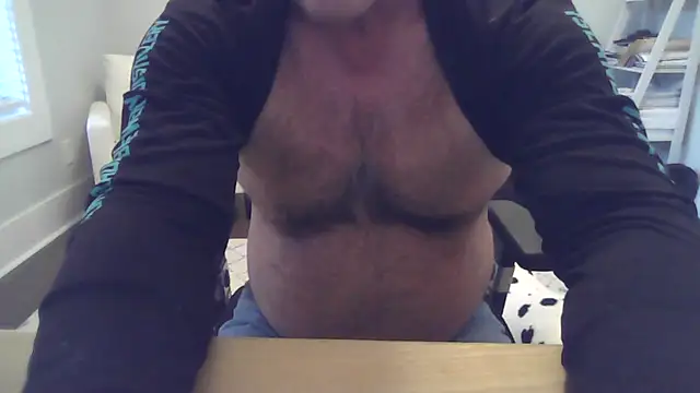 cyclone1212 online show from 11/16/25, 11:49