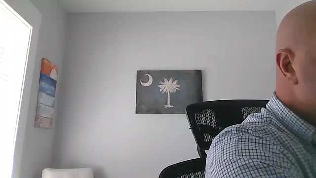 Snapshot of cyclone1212 chatting on 02/23/26, 03:42 cyclone1212 online show from 02/23/26, 03:42