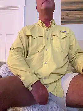 Snapshot of cyclone1212 chatting on 03/15/26, 10:32 cyclone1212 online show from 03/15/26, 10:32