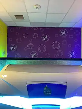 Snapshot of cyclone1212 chatting on 04/20/26, 02:31 cyclone1212 online show from 04/20/26, 02:31