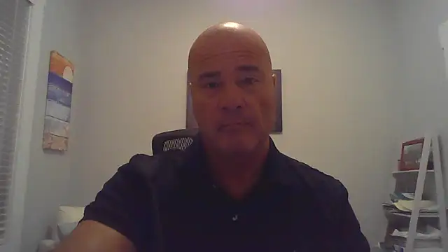 Snapshot of cyclone1212 chatting on 05/11/26, 09:26 cyclone1212 online show from 05/11/26, 09:26