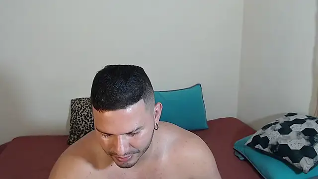 Snapshot of Tim_mz01 chatting on 09/22/25, 10:01 Tim mz01 online show from 09/22/25, 10:01