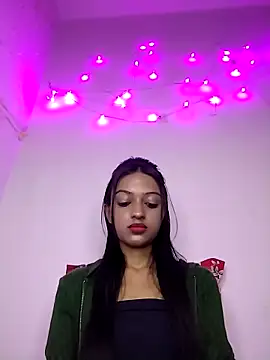 Your-Kitkat online show from 12/02/25, 12:10