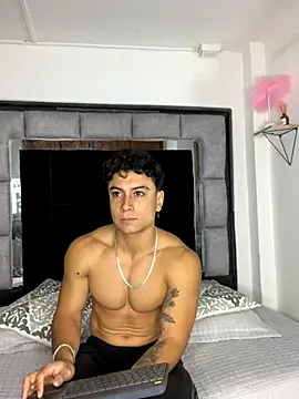 MR MUSCLE online show from 11/28/25, 11:57