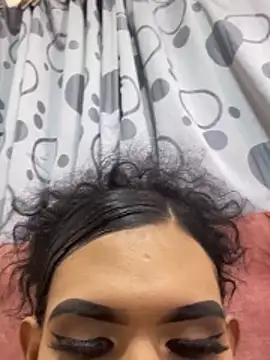 Snapshot of sabrinaSxxx chatting on 12/01/25, 06:18 sabrinaSxxx online show from 12/01/25, 06:18