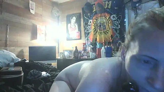 Snapshot of SalutedTeaching chatting on 11/11/25, 05:02 SalutedTeaching online show from 11/11/25, 05:02