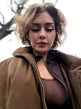 KellyKeler online show from 12/01/25, 12:21