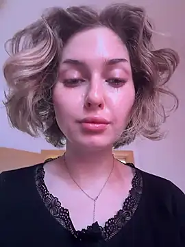 Snapshot of KellyKeler chatting on 03/05/26, 11:39 KellyKeler online show from 03/05/26, 11:39