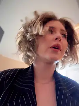 Snapshot of KellyKeler chatting on 03/15/26, 10:54 KellyKeler online show from 03/15/26, 10:54