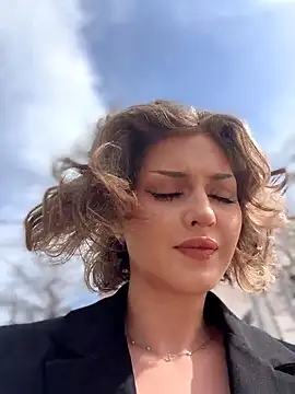 Snapshot of KellyKeler chatting on 03/19/26, 11:03 KellyKeler online show from 03/19/26, 11:03