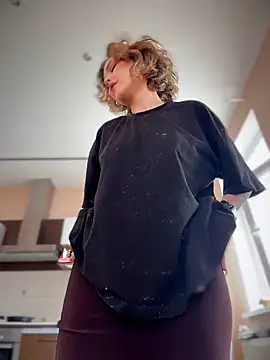 Snapshot of KellyKeler chatting on 03/25/26, 10:10 KellyKeler online show from 03/25/26, 10:10