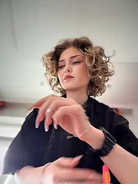 Snapshot of KellyKeler chatting on 03/28/26, 10:15 KellyKeler online show from 03/28/26, 10:15