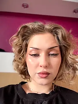 Snapshot of KellyKeler chatting on 04/04/26, 11:08 KellyKeler online show from 04/04/26, 11:08