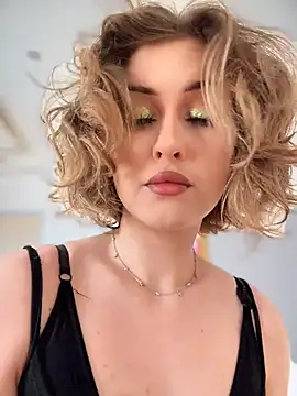 Snapshot of KellyKeler chatting on 04/06/26, 11:22 KellyKeler online show from 04/06/26, 11:22