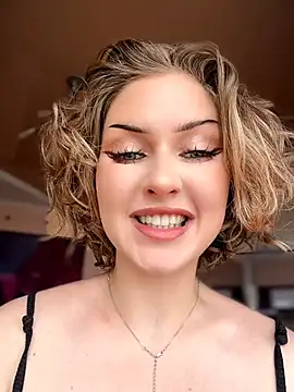 Snapshot of KellyKeler chatting on 04/09/26, 10:20 KellyKeler online show from 04/09/26, 10:20