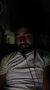 Snapshot of Munny6677 chatting on 12/20/25, 02:57 Munny6677 online show from 12/20/25, 02:57