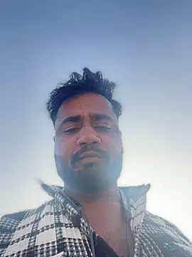 Snapshot of Munny6677 chatting on 01/08/26, 09:44 Munny6677 online show from 01/08/26, 09:44