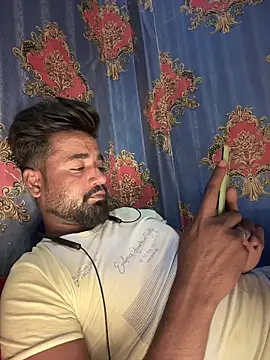 Snapshot of Munny6677 chatting on 01/12/26, 07:19 Munny6677 online show from 01/12/26, 07:19