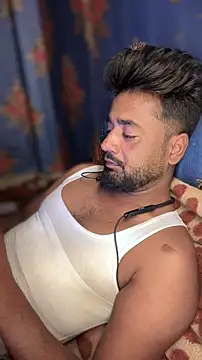 Snapshot of Munny6677 chatting on 02/04/26, 06:47 Munny6677 online show from 02/04/26, 06:47