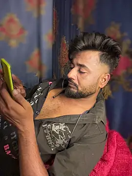 Snapshot of Munny6677 chatting on 02/18/26, 05:42 Munny6677 online show from 02/18/26, 05:42