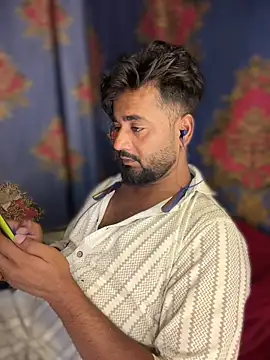 Snapshot of Munny6677 chatting on 03/02/26, 06:37 Munny6677 online show from 03/02/26, 06:37