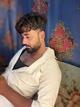 Snapshot of Munny6677 chatting on 03/12/26, 03:18 Munny6677 online show from 03/12/26, 03:18