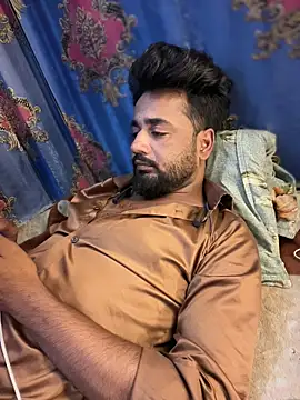 Snapshot of Munny6677 chatting on 03/20/26, 01:32 Munny6677 online show from 03/20/26, 01:32