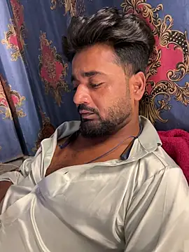 Snapshot of Munny6677 chatting on 04/02/26, 10:18 Munny6677 online show from 04/02/26, 10:18