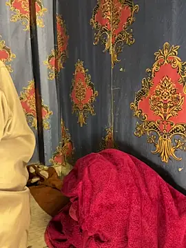 Snapshot of Munny6677 chatting on 04/04/26, 07:22 Munny6677 online show from 04/04/26, 07:22