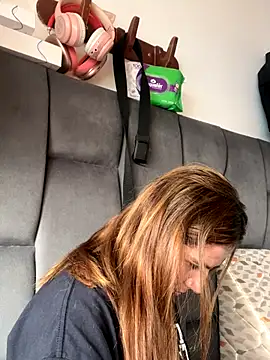 AllieYourGirl online show from 10/09/25, 06:17