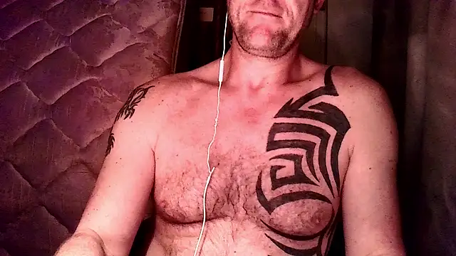 Snapshot of Yournaughty chatting on 02/09/26, 05:00 Yournaughty online show from 02/09/26, 05:00