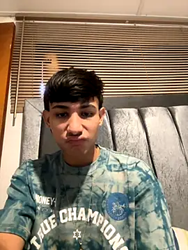 cody fox10 online show from 10/04/25, 07:34