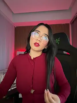 Snapshot of Michelle_Zoe chatting on 03/15/26, 11:00 Michelle Zoe online show from 03/15/26, 11:00