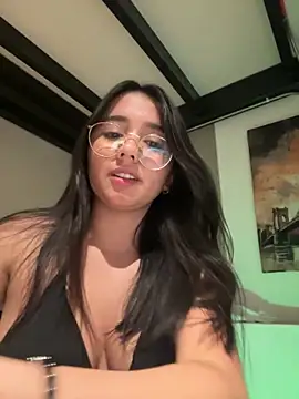 Snapshot of Michelle_Zoe chatting on 03/25/26, 08:42 Michelle Zoe online show from 03/25/26, 08:42