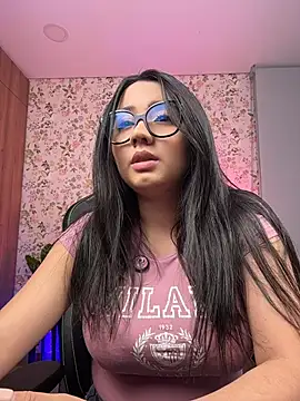 Snapshot of Michelle_Zoe chatting on 06/26/26, 11:31 Michelle Zoe online show from 06/26/26, 11:31