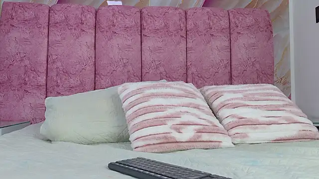 emmacurvy online show from 03/17/26, 03:11