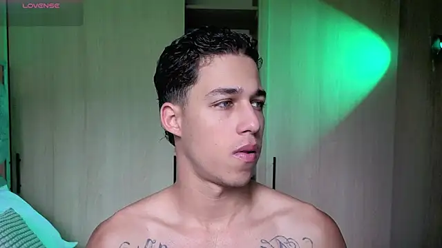 orionblaze69  online show from 11/06/25, 04:30