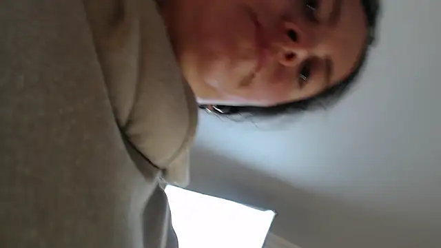 Snapshot of elamurray chatting on 10/23/25, 11:09 elamurray online show from 10/23/25, 11:09