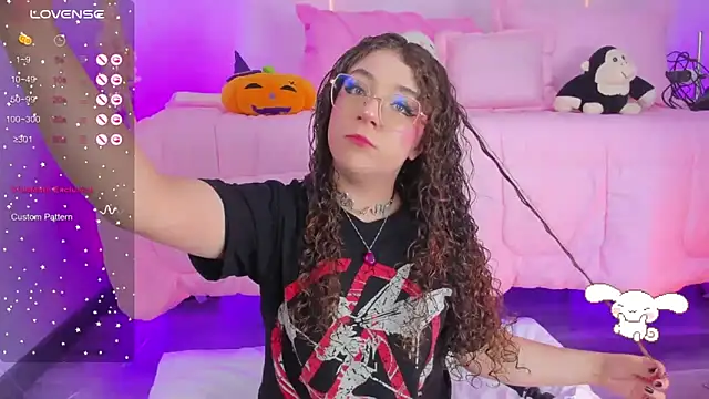 hannacutegod online show from 10/25/25, 04:09