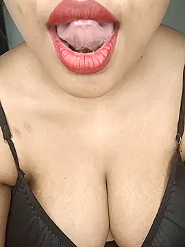 sex-withcouple online show from 04/05/26, 03:04