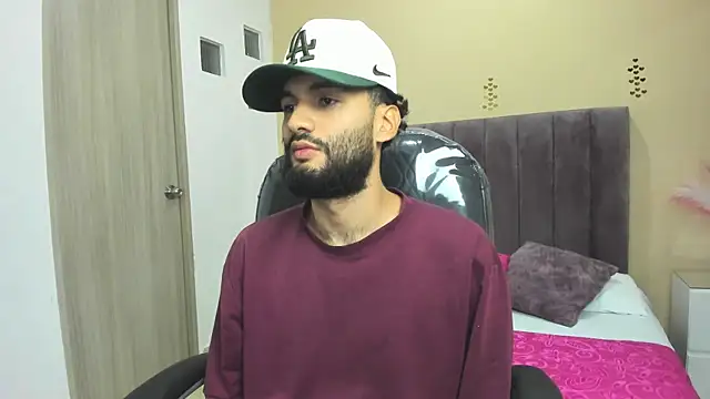 Ryan Jackson  online show from 11/11/25, 05:40