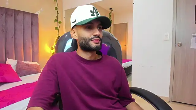 Ryan Jackson  online show from 11/30/25, 05:11